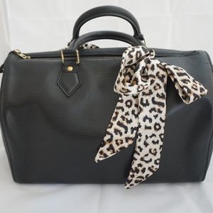 Louis Vuitton epi leather speedy bag